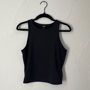black sleeveless double-layer thick material top